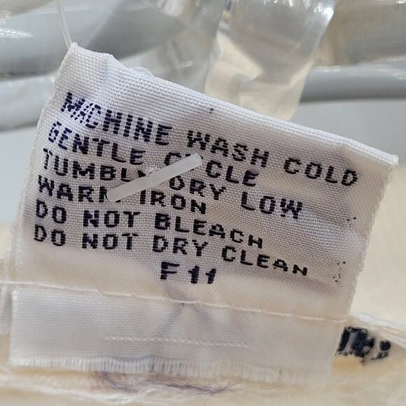 Ann Taylor Vintage Crew Neck Logo Single Stitch Short Sleeve Ladies T Shirt - Picture 11 of 12